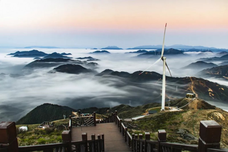 風(fēng)電仙境、湖南省永州市藍(lán)山職業(yè)中專、曾東林