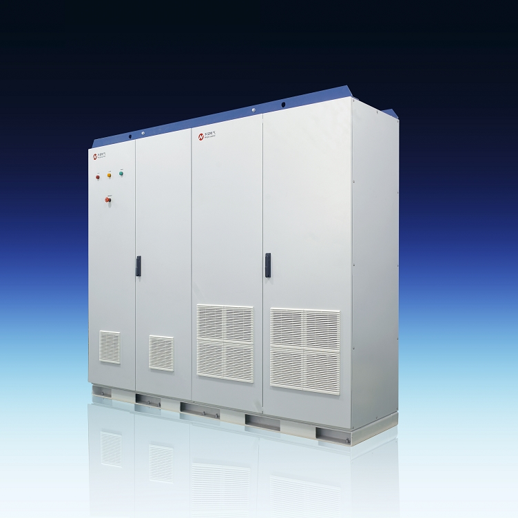 2.0MW風(fēng)冷雙饋?zhàn)兞髌鲌D片1